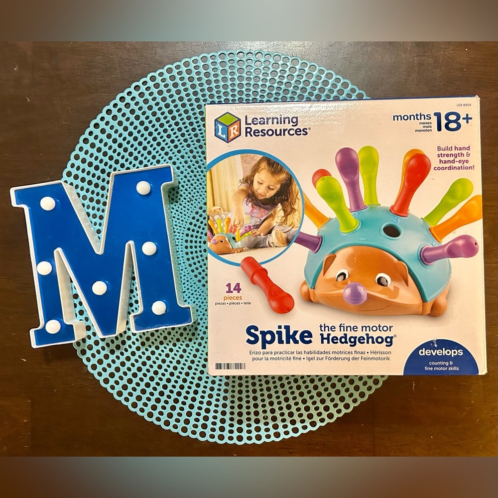 Learning Resources Spike Fine Motor Hedgehog 14pc Toy Ages 18+ Months, Pre-owned